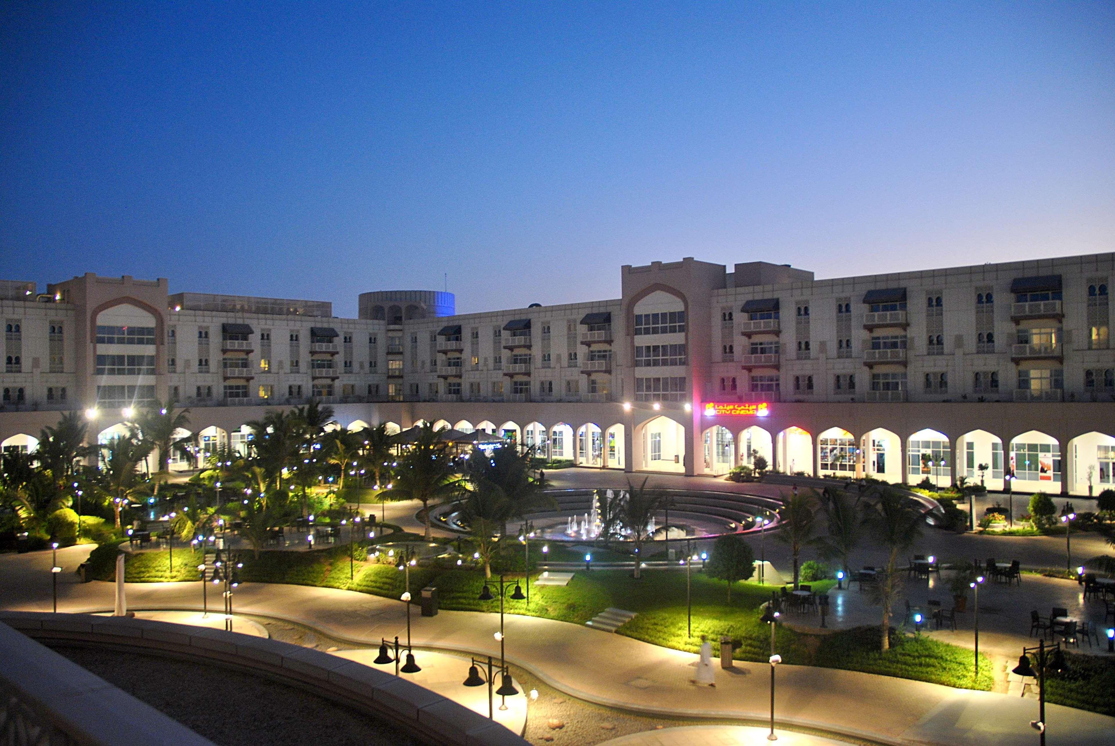 Salalah Gardens Hotel Managed By Safir Hotels & Resorts Exteriör bild