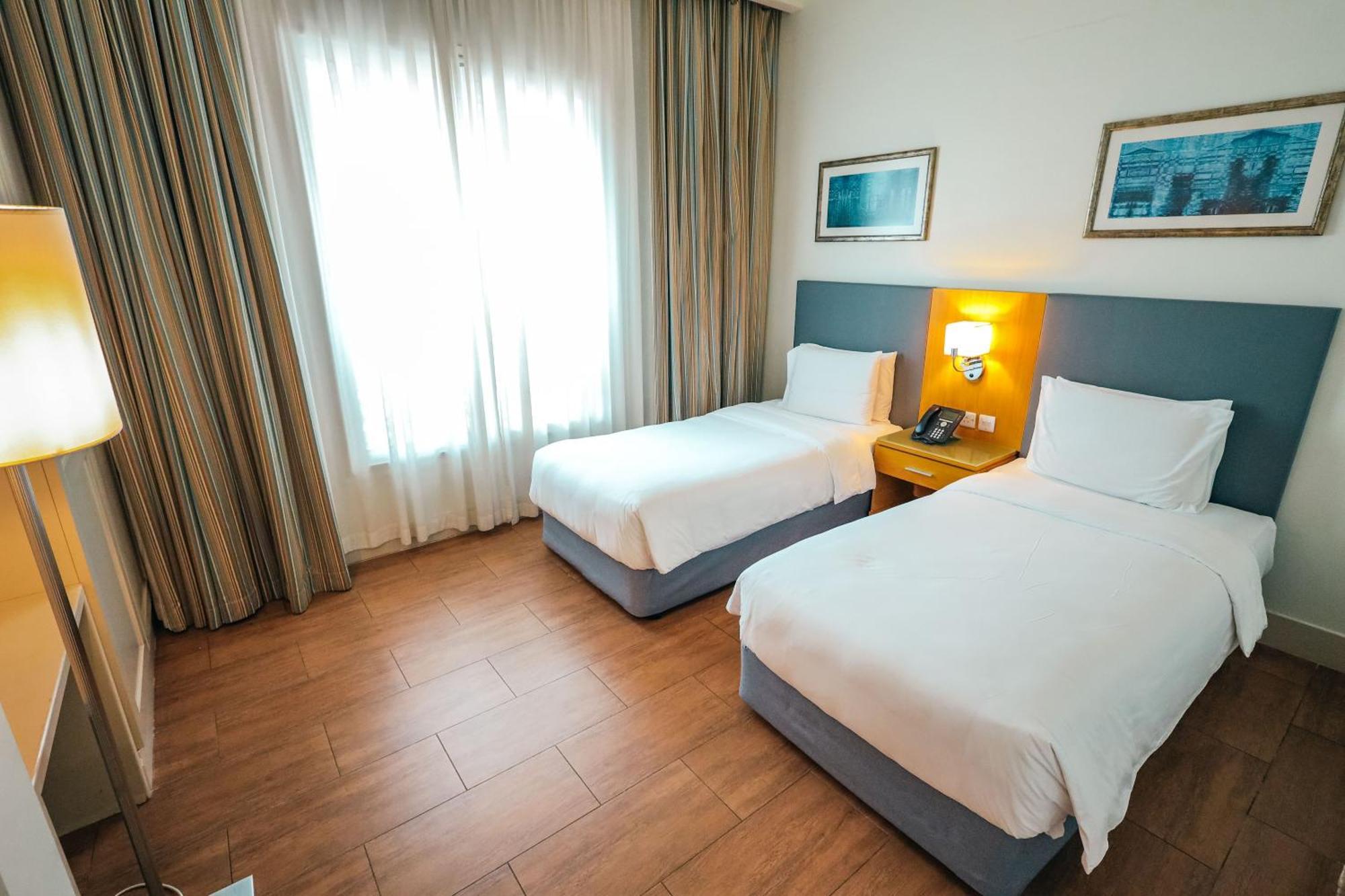 Salalah Gardens Hotel Managed By Safir Hotels & Resorts Exteriör bild