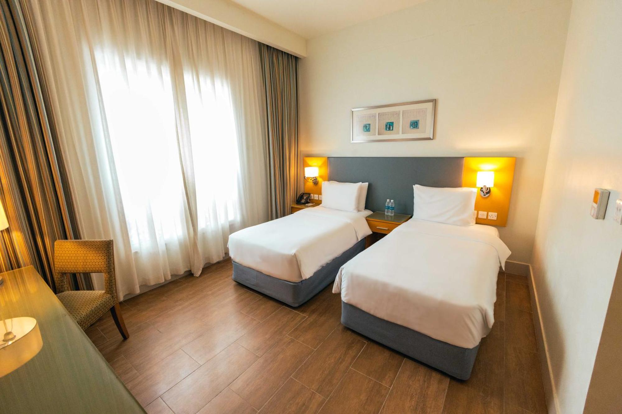 Salalah Gardens Hotel Managed By Safir Hotels & Resorts Exteriör bild